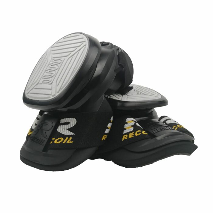 Image of a pair of recoil 360 knee pads